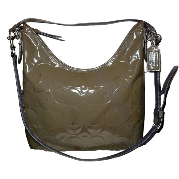 Coach Enamel 2Way Gray Patent Leather Hobo Shoulder Bag Embossed C's & wallet✨ - Picture 2 of 16